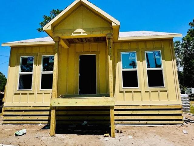 House for sale in Carrabelle, Florida