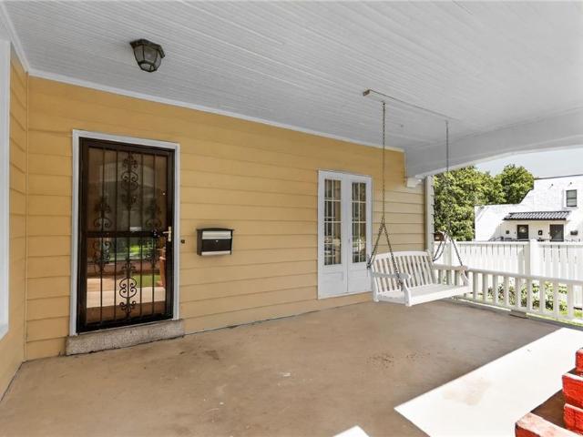 House for sale in Independence, Jackson County