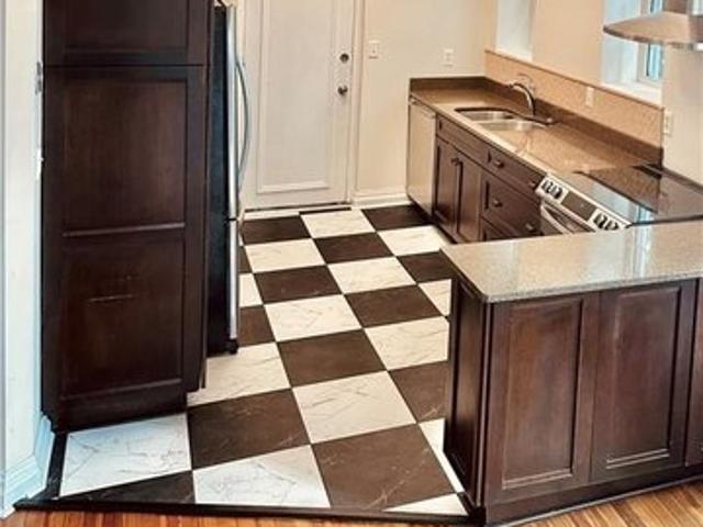 Condo for sale in Virginia