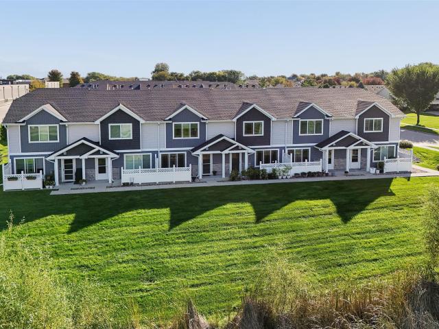 Condo for sale in Johnston, Polk County