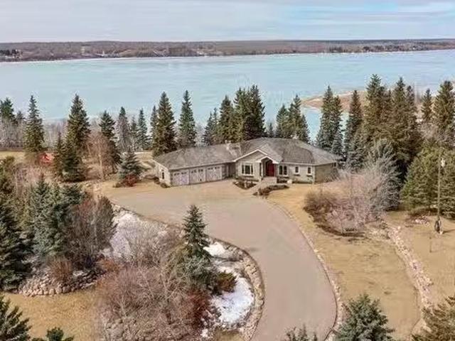House for sale in Hoselaw, Alberta
