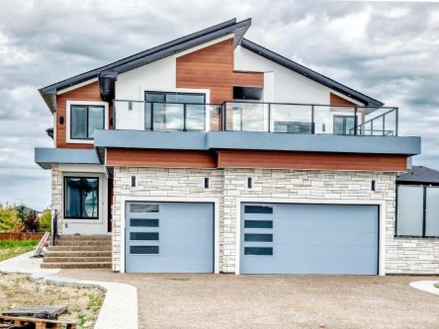 House for sale in Alberta