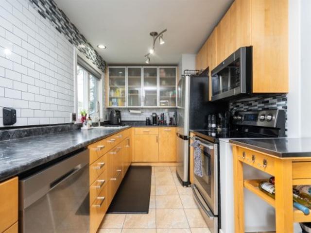 House for sale in Wedgewood, Alberta