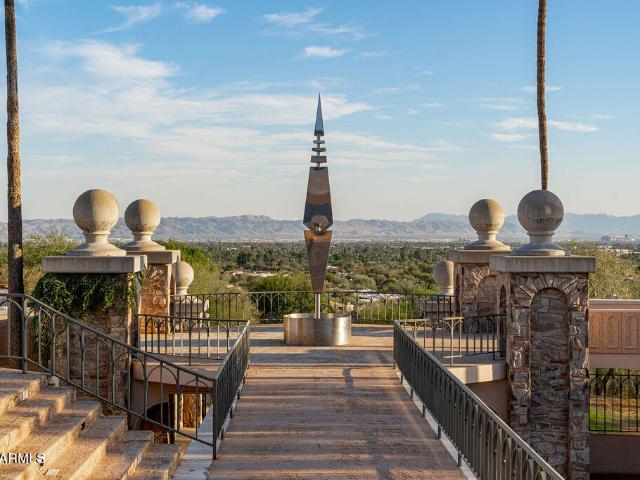 Land for sale in Paradise Valley, Arizona