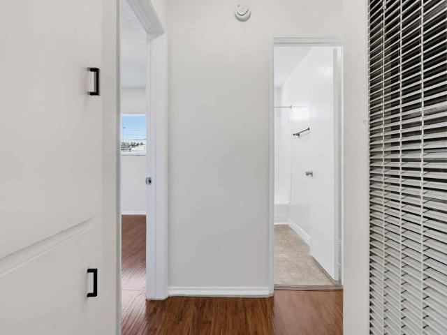 Apartment for rent in Canoga Park, California