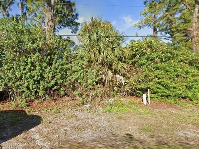 Land for sale in Fort Myers, Florida