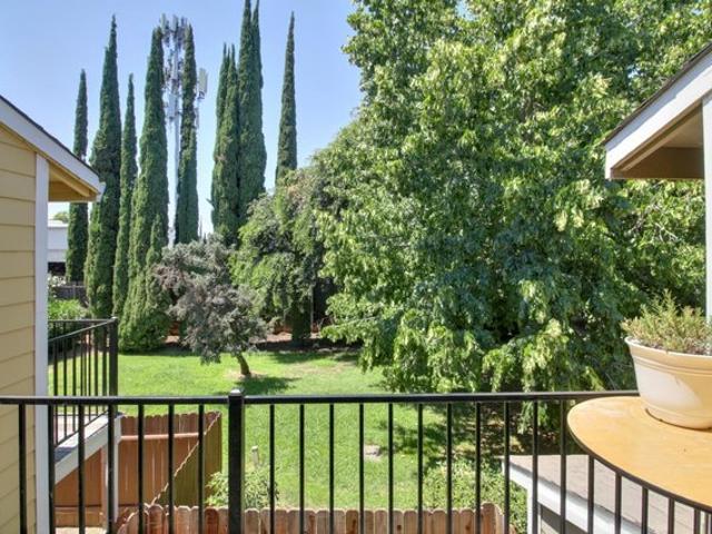 Townhouse for sale in Carmichael, California