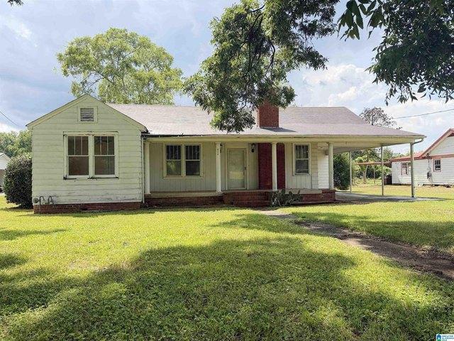 House for sale in Anniston, Alabama