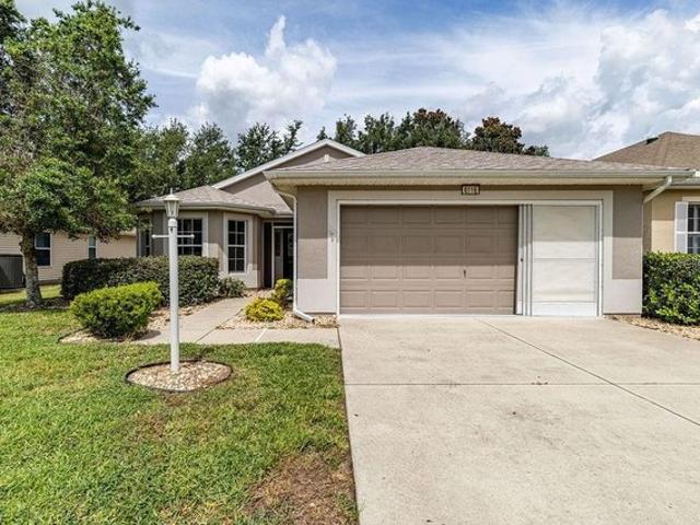 House for sale in Tavares, Florida