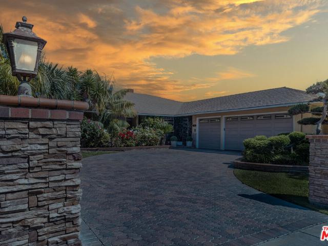 Property for sale in Canoga Park, California