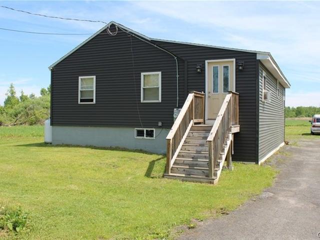 House for sale in Oneida, New York