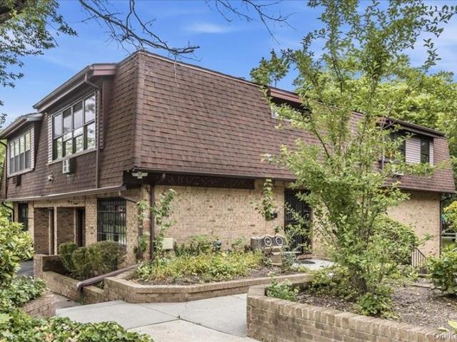 Condo for sale in Queens, Arverne