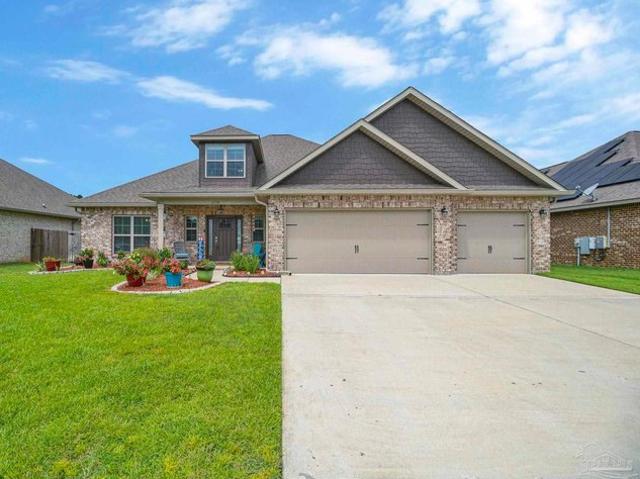 House for sale in Pace, Florida