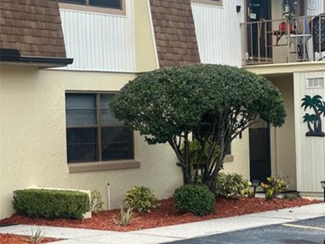 Condo for sale in Mulberry, Florida
