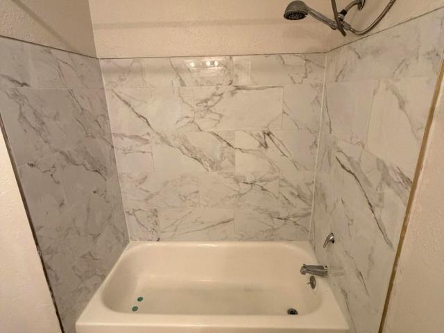 Condo for sale in Bradley Estates, Milwaukee