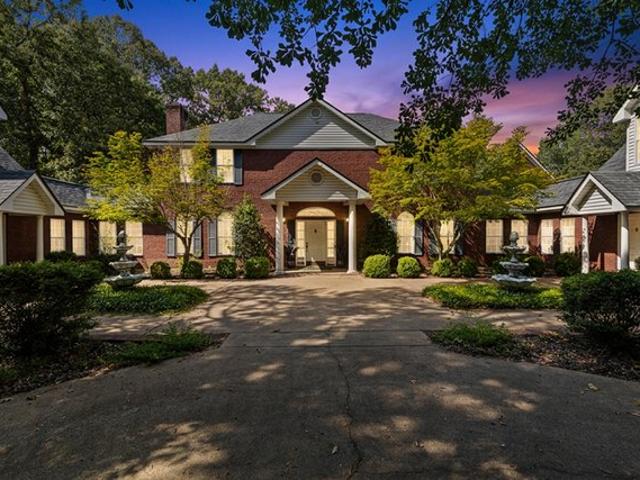 House for sale in Harrison, Texas