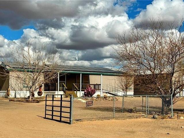 House for sale in Golden Valley