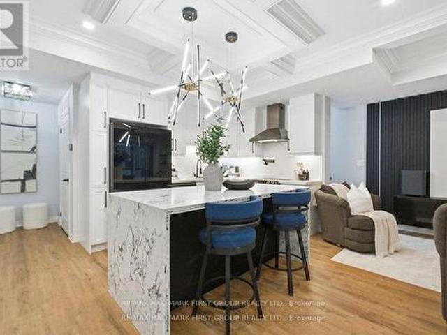 Townhouse for sale in Durham, Ontario