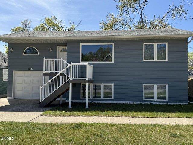 House for sale in Jamestown, North Dakota