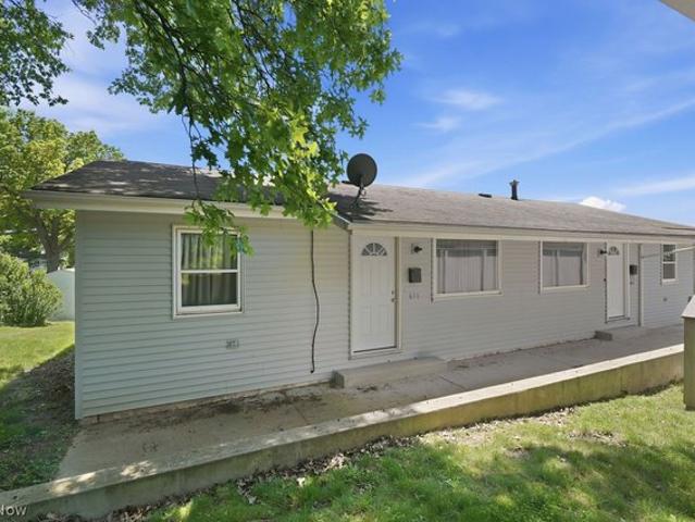 House for sale in Summit, Ohio