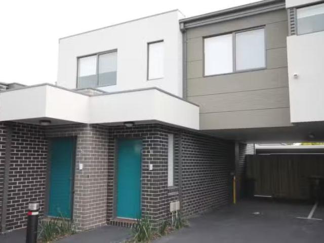 House for rent in Canning Vale, Western Australia