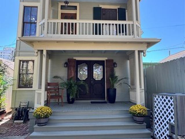 House for sale in Galveston, Galveston County