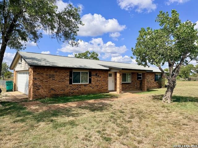 House for sale in Jourdanton, Atascosa County