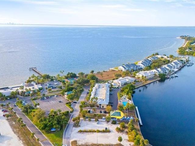 Condo for sale in Ruskin, Hillsborough County