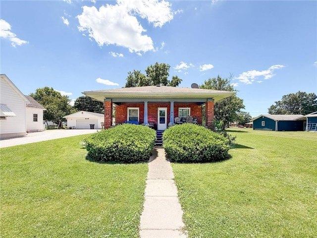 House for sale in Edgar, Illinois