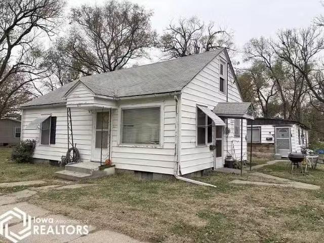 House for sale in Council Bluffs