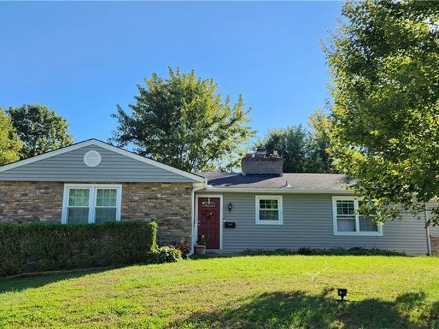 House for sale in Golden Acres, Independence