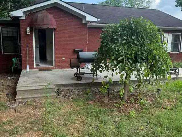 House for rent in Scottsboro