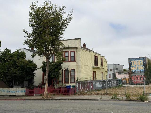 House for sale in Oakland, California