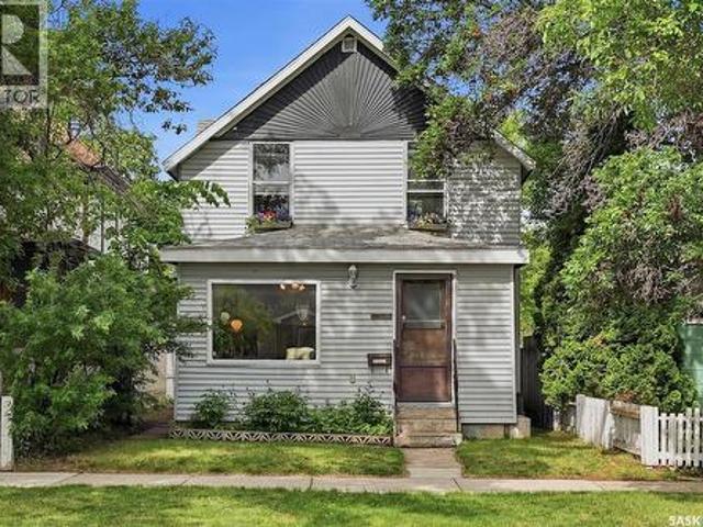 House for sale in Saskatoon, Saskatchewan