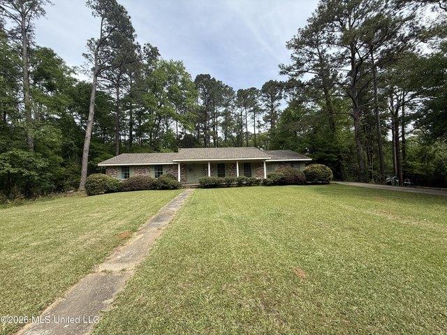 House for sale in Mendenhall, Mississippi