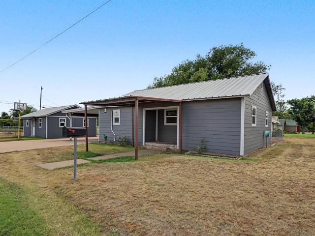 House for sale in Fisher, Texas