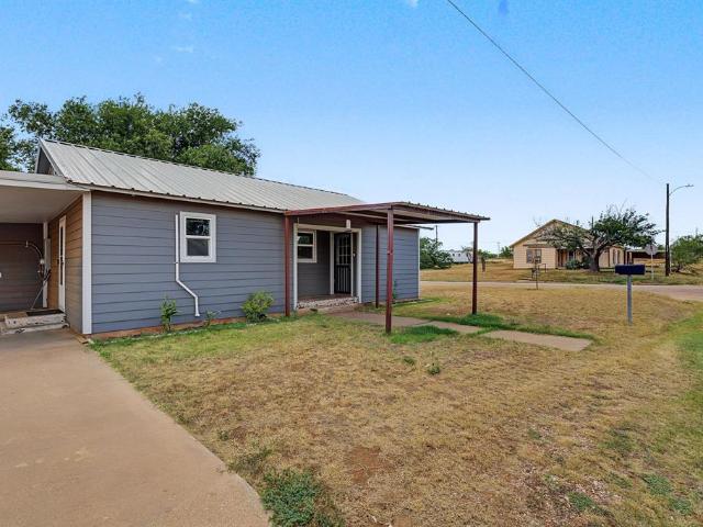 House for sale in Fisher, Texas