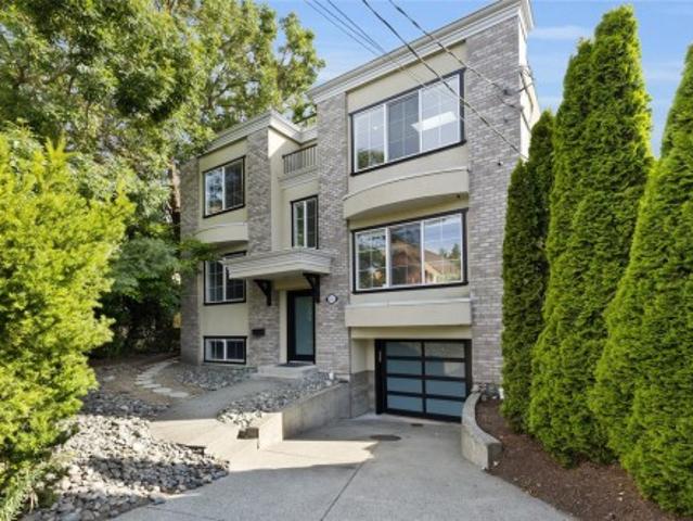 House for sale in Victoria, British Columbia