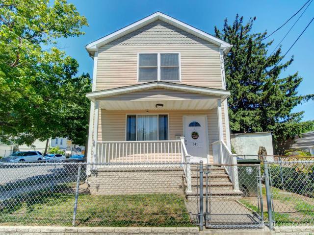 House for sale in Perth Amboy, New Jersey