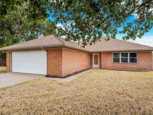 House for sale in Watonga, Blaine County