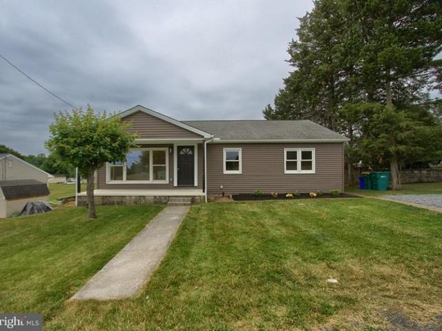 House for sale in Cumberland, Pennsylvania