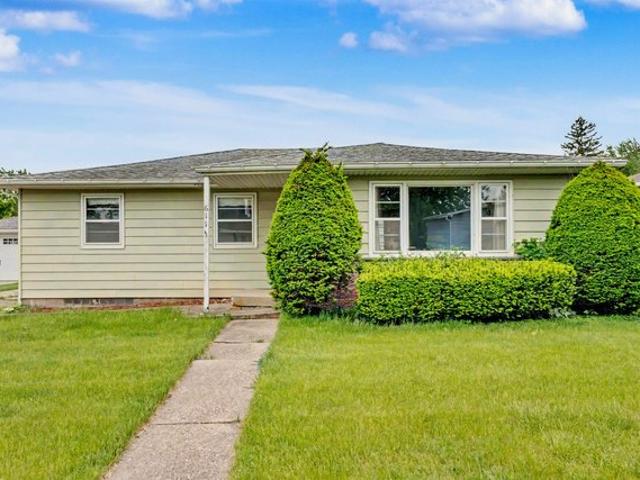 House for sale in Cascade, Iowa