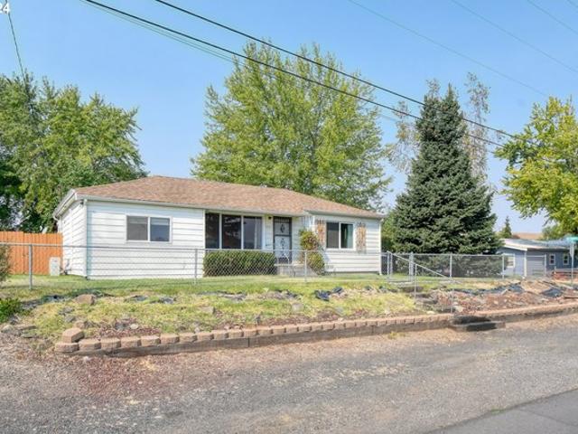 Townhouse for sale in Oregonia