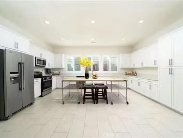 House for sale in Santa Ana