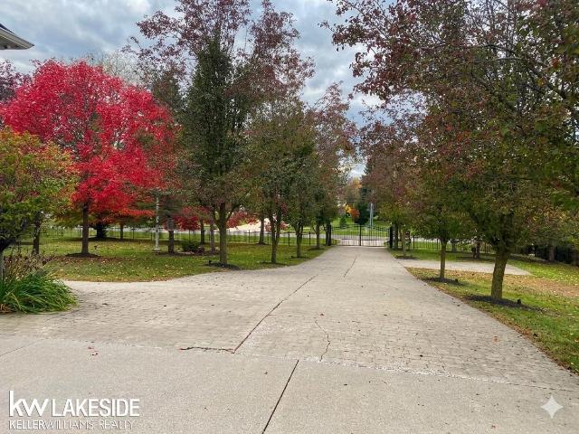 House for sale in Troy, Michigan