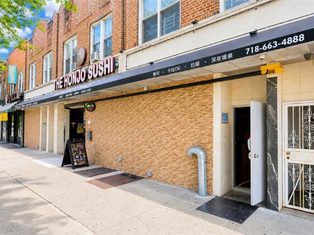 Commercial for sale in Arverne, New York