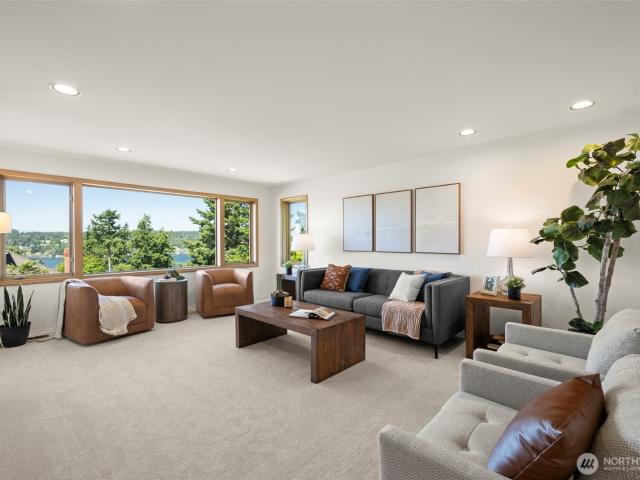 House for sale in Kenmore, Washington
