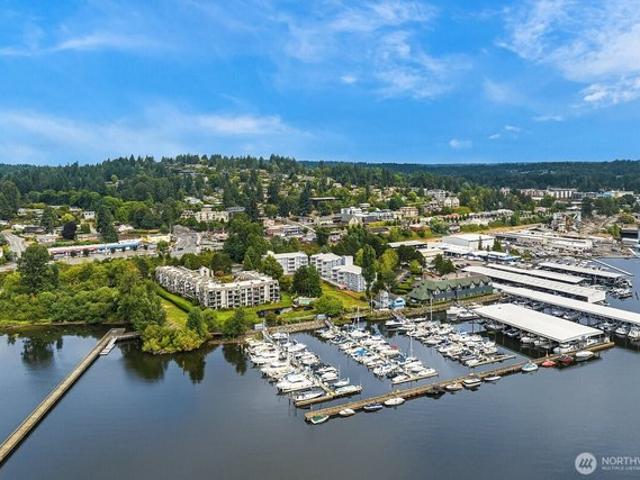Condo for sale in Kenmore, Washington