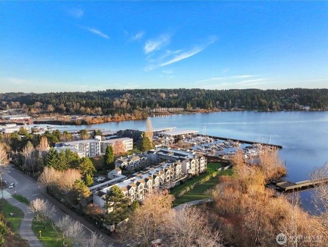 Condo for sale in Kenmore, Washington