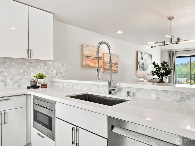 Condo for sale in Kenmore, Washington